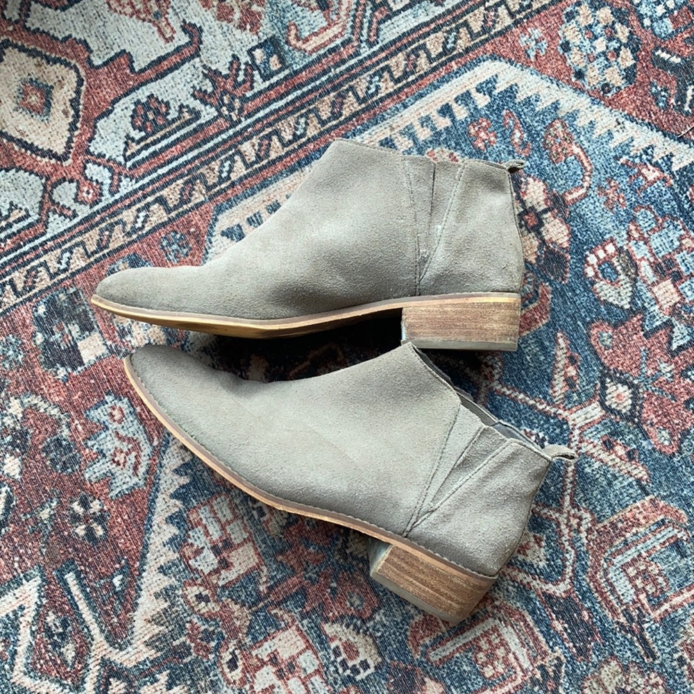 BDG Nude Suede Booties size 8.5